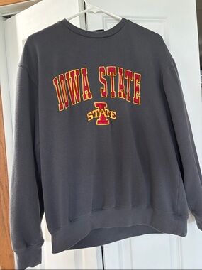Colosseum Iowa State Gray Crewneck Sweatshirt with Cardinal & Gold Logo